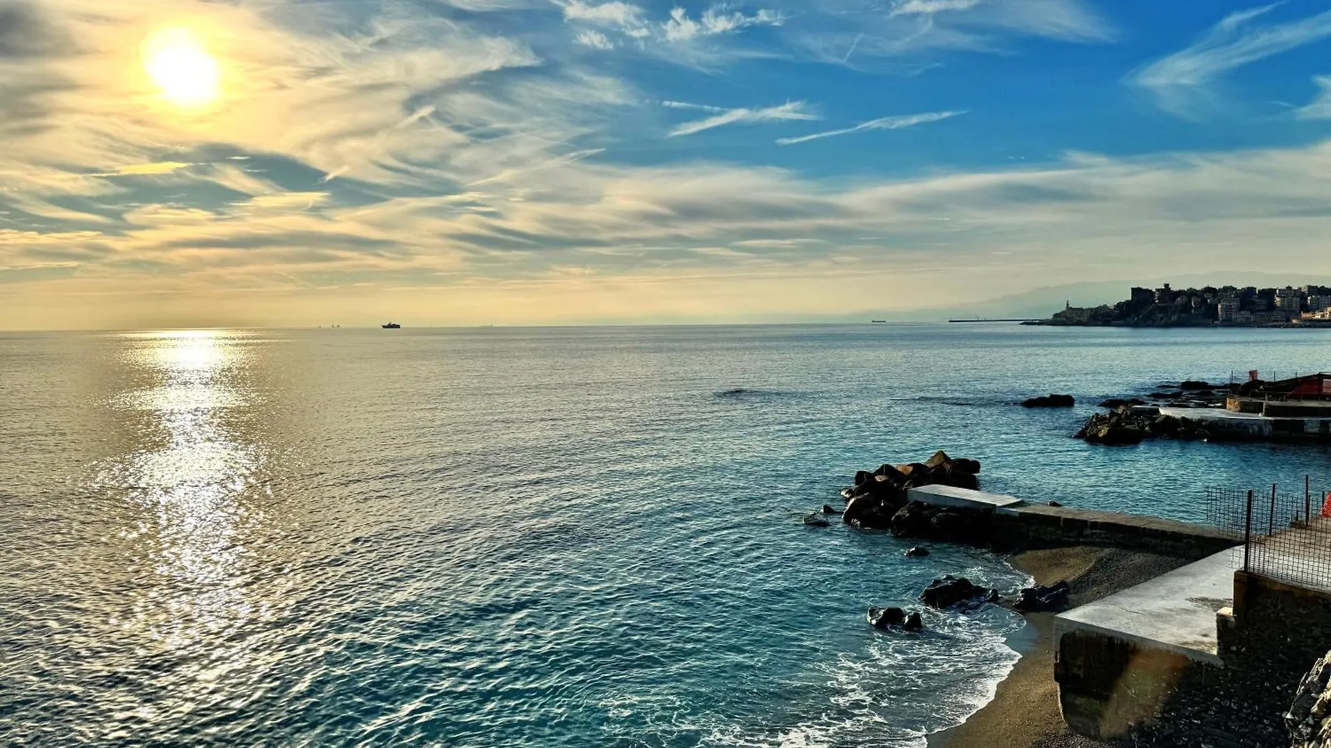 Quarto Beachfront E Parking Il Nido Sul Mare Genoa